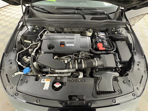 Used 2018 Honda Accord Sport image 30