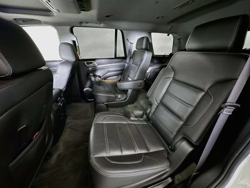 Used 2015 GMC Yukon Denali w/ Touring Package AWD/4WD image 26