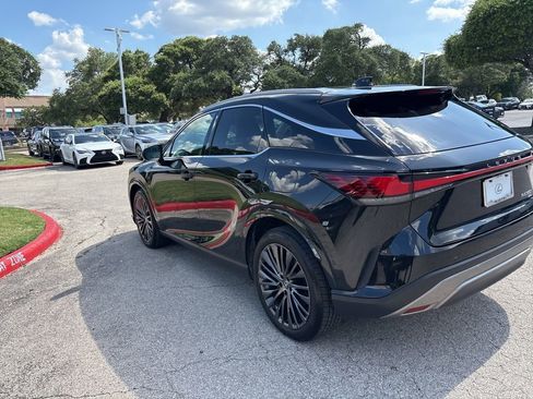Used 2025 Lexus RX 350 AWD w/ Convenience Package image 3