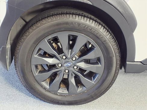 Certified 2023 Subaru Outback Onyx Edition XT image 3