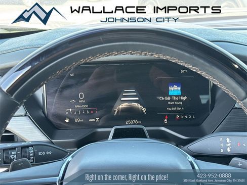 Used 2024 GMC Acadia AT4 w/ Super Cruise Package image 35