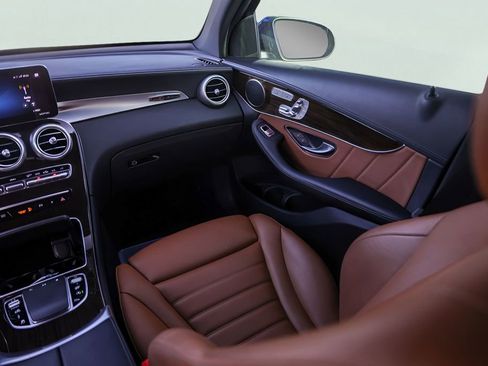 Used 2022 Mercedes-Benz GLC 43 AMG GLC 43 AMG image 31