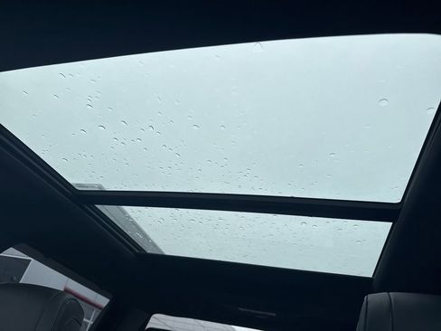 Used 2023 Toyota Tundra Platinum image 23