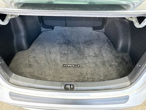 Used 2021 Toyota Corolla LE w/ Carpet Mat Package (TMS) FWD image 16