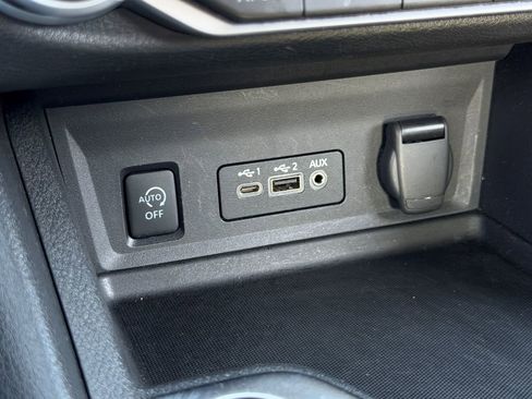 Used 2024 Nissan Sentra SV image 24