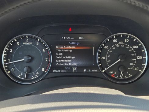Used 2024 Nissan Armada SV AWD/4WD image 18