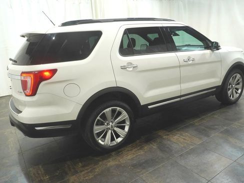 Used 2019 Ford Explorer Limited w/ Ford Safe & Smart Package AWD/4WD image 4