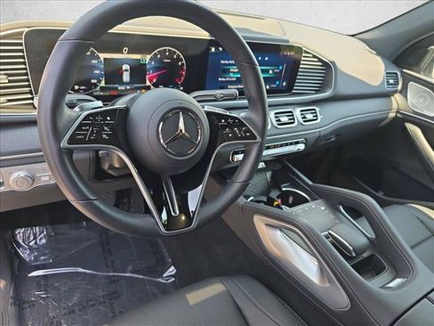 Used 2025 Mercedes-Benz GLE 350 4MATIC image 17