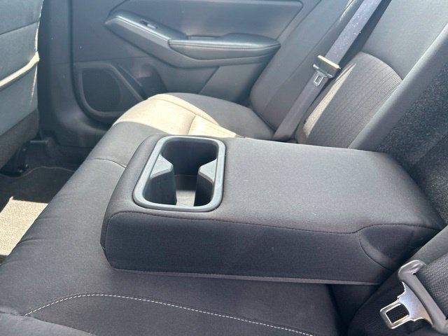 Used 2025 Nissan Altima 2.5 SV FWD image 37