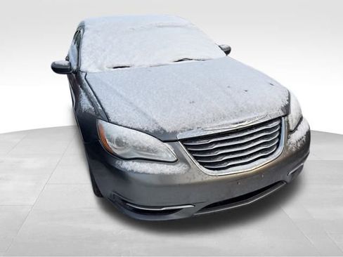 Used 2012 Chrysler 200 Touring image 7