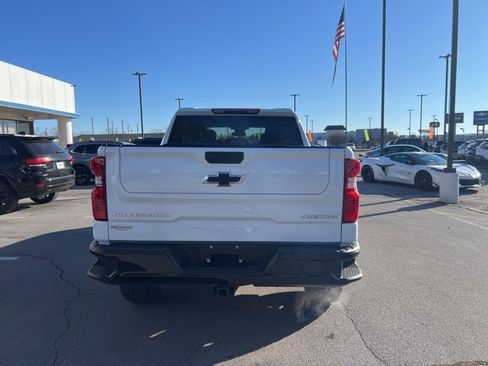 Used 2025 Chevrolet Silverado 1500 Custom Trail Boss image 9