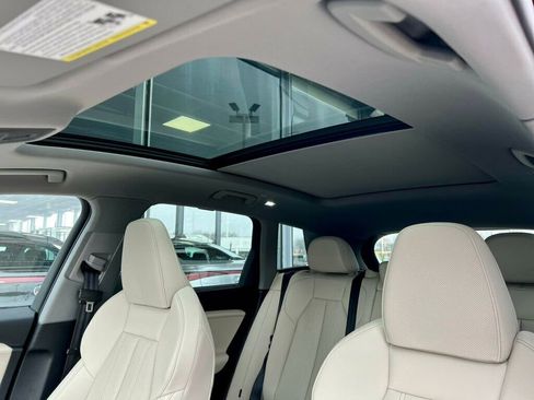 Used 2025 Audi Q6 e-tron Premium Plus w/ Premium Plus image 40