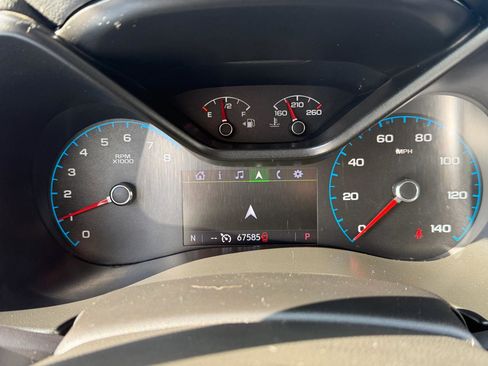 Used 2021 GMC Canyon Elevation w/ High Elevation Package AWD/4WD image 9