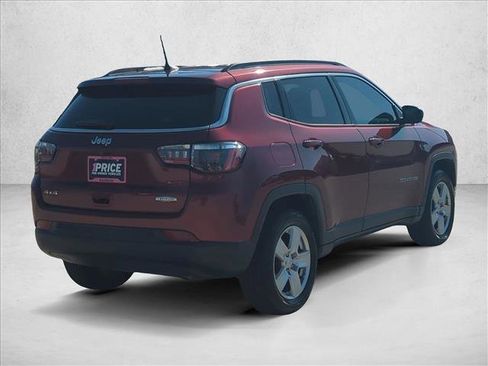 Used 2022 Jeep Compass Latitude image 5