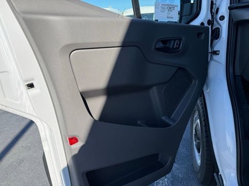 New 2026 Ford Transit 250 148 Medium Roof image 14