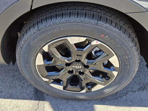 New 2026 Kia Sorento S image 5