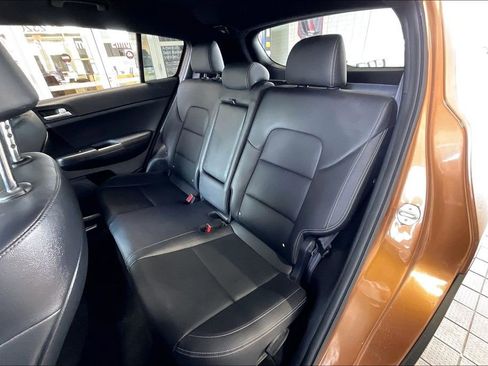 Used 2020 Kia Sportage S image 14