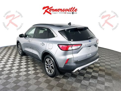 Used 2021 Ford Escape SEL image 5