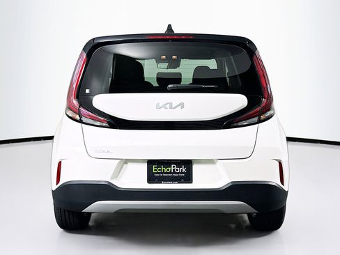 Used 2025 Kia Soul LX w/ LX Technology Package image 7