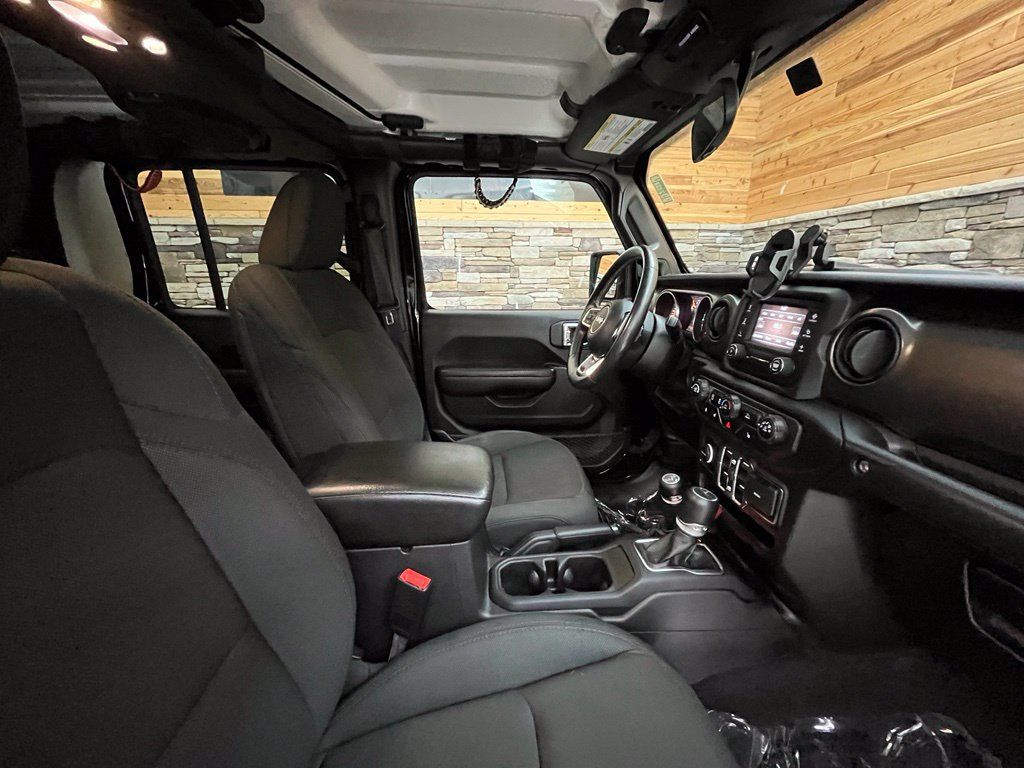 Used 2020 Jeep Gladiator Sport w/ Quick Order Package 24S AWD/4WD image 30