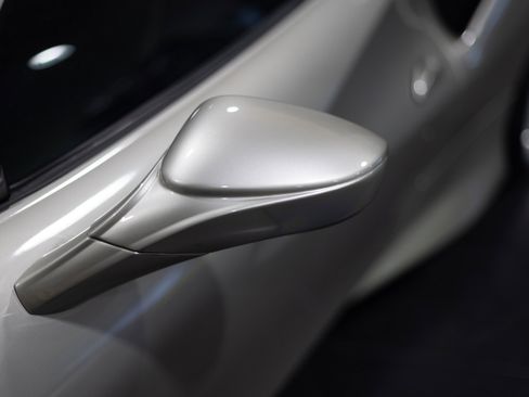 Used 2021 Ferrari F8 Tributo image 26