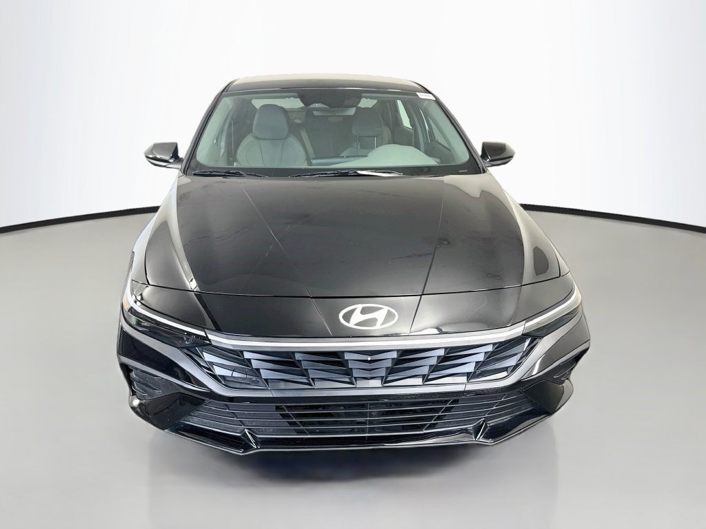 Used 2026 Hyundai Elantra Sport w/ Cargo Package FWD image 2