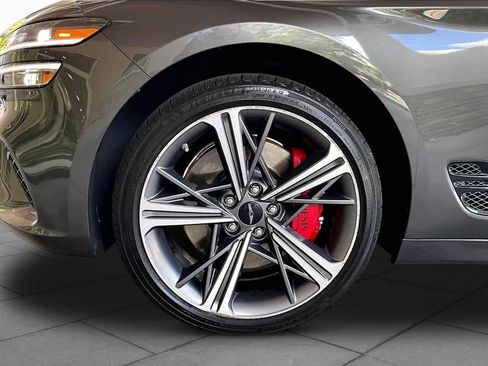 Used 2025 Genesis G70 2.5T w/ Sport Prestige Package RWD image 11