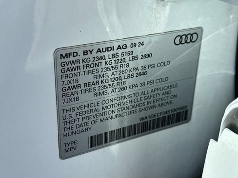 Certified 2025 Audi Q3 2.0T Premium AWD/4WD image 23