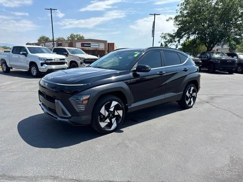 Used 2024 Hyundai Kona Limited AWD/4WD image 3