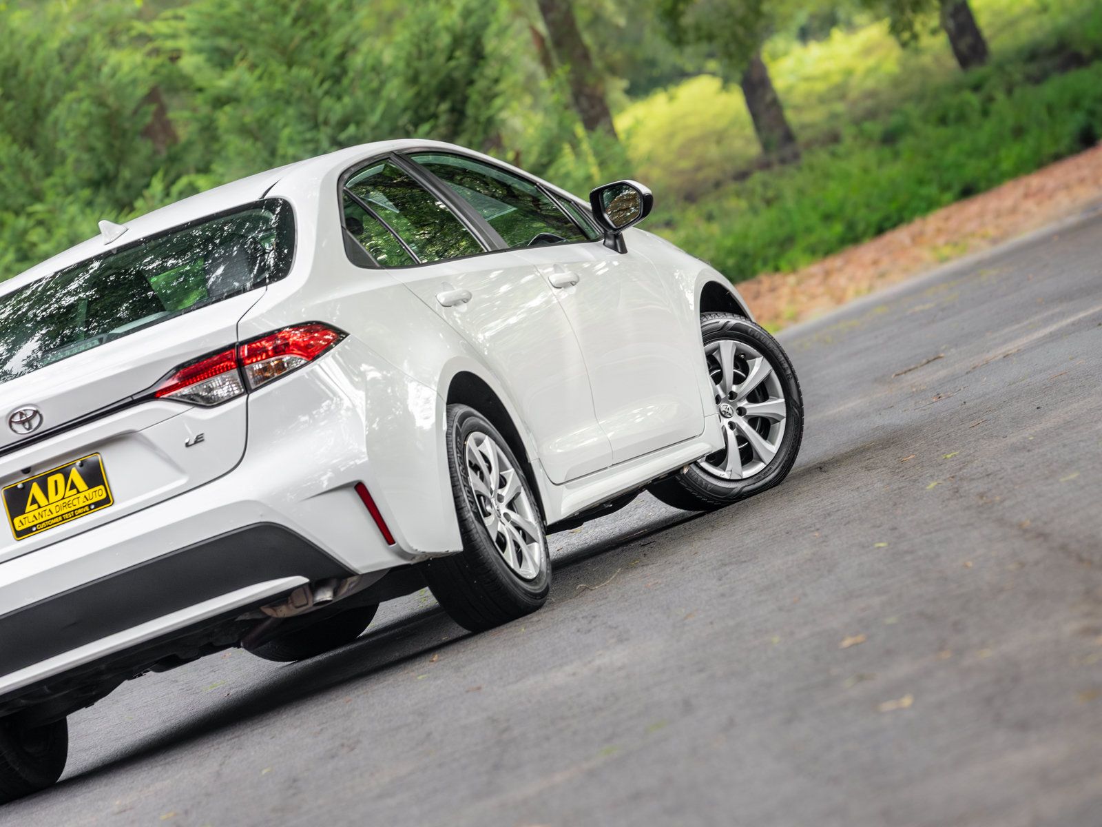 Used 2021 Toyota Corolla LE FWD image 26