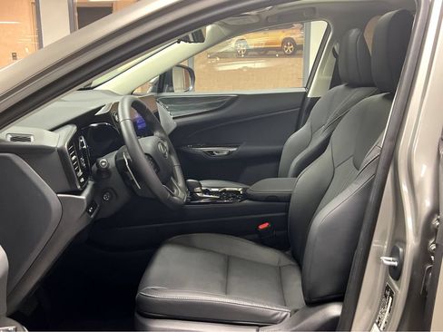 Used 2024 Lexus NX 350 AWD image 9