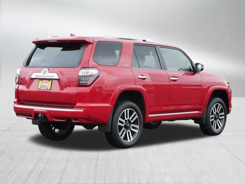 Used 2023 Toyota 4Runner Limited AWD/4WD image 7