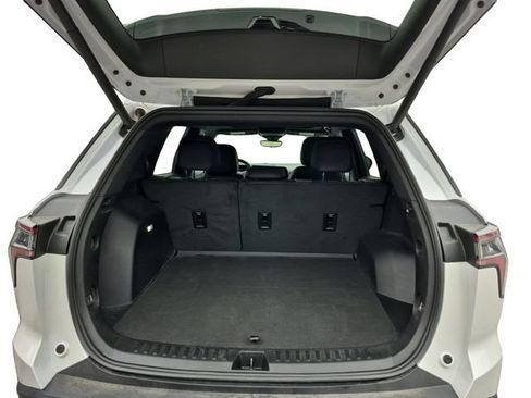 Certified 2025 Chevrolet Equinox RS w/ Safety and Technology Package AWD/4WD image 19