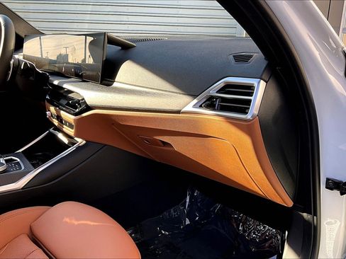 Used 2025 BMW 330i xDrive 330i xDrive image 16