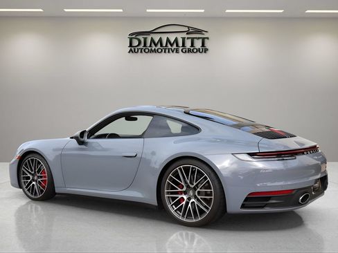 Used 2024 Porsche 911 Carrera S RWD image 3