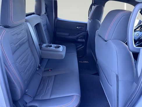 Used 2024 Nissan Frontier PRO-4X w/ Off-Road Protection Package image 18