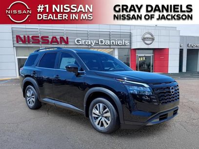 New 2026 Nissan Pathfinder SL w/ Cargo Package