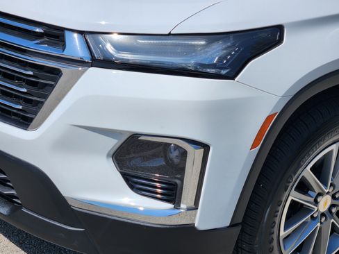 Used 2023 Chevrolet Traverse LT FWD image 27