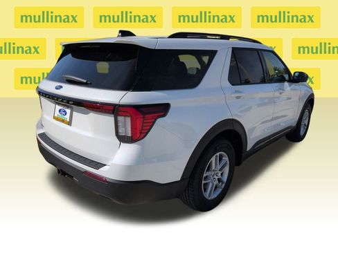 New 2026 Ford Explorer Active image 4