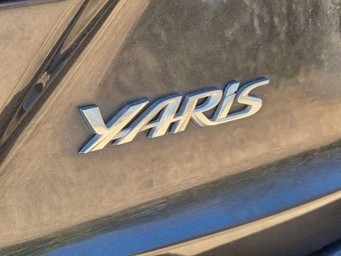 Used 2019 Toyota Yaris LE image 5