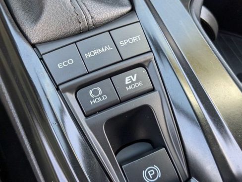 Used 2026 Toyota Camry SE FWD image 26