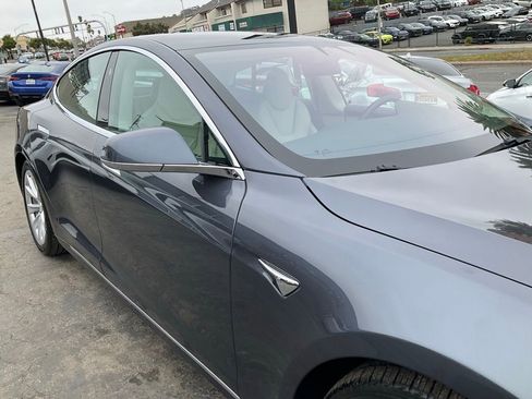 Used 2019 Tesla Model S Standard Range AWD/4WD image 74