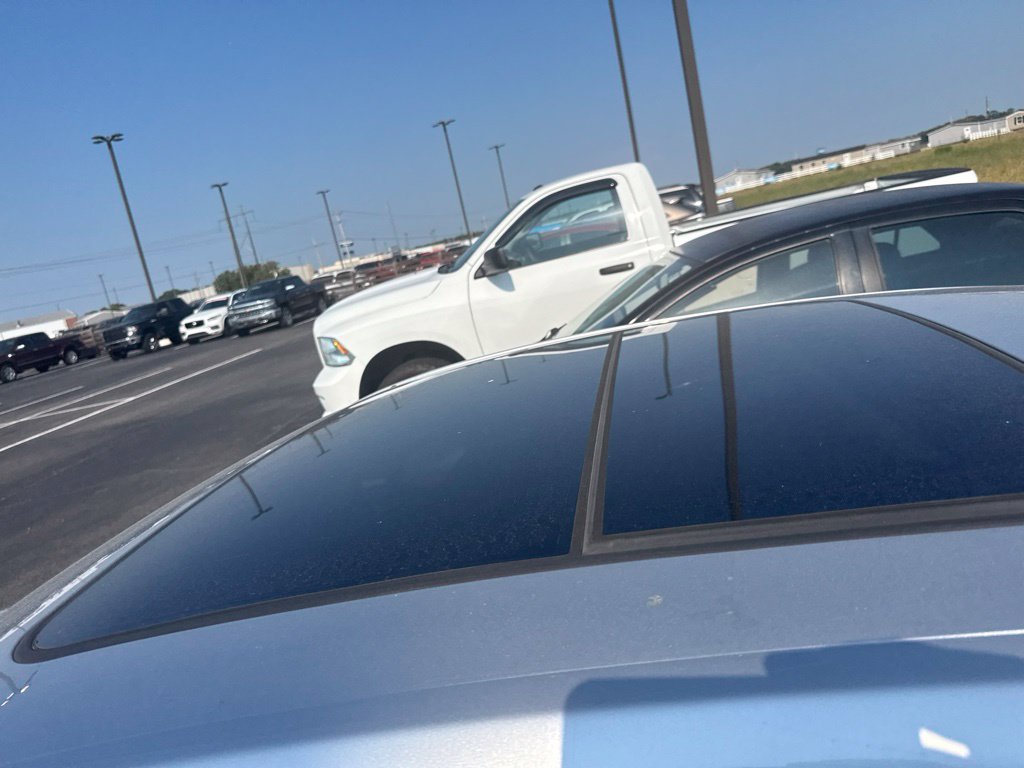 Used 2018 Cadillac CTS Luxury RWD image 9