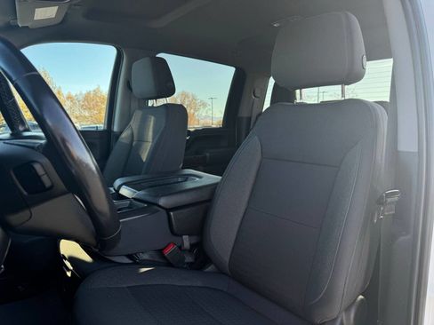 Used 2022 GMC Sierra 2500 SLE w/ SLE Convenience Package image 11