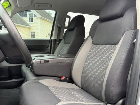 Used 2020 Toyota Tundra SR5 AWD/4WD image 11