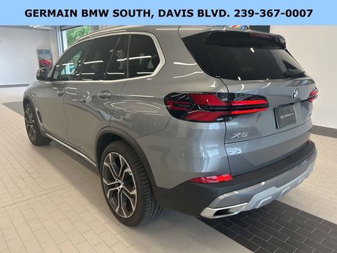 Certified 2025 BMW X5 sDrive40i w/ Climate Comfort Package image 3