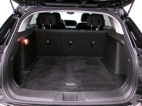 Certified 2024 Chevrolet Trax LT w/ Sunroof Package image 12