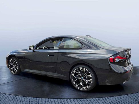 New 2025 BMW 230i xDrive Coupe w/ Premium Package AWD/4WD image 4