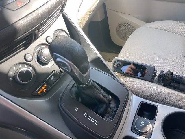 Used 2015 Ford Escape SE FWD image 15