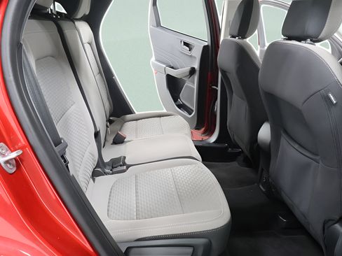 Used 2022 Ford Escape SE FWD image 28